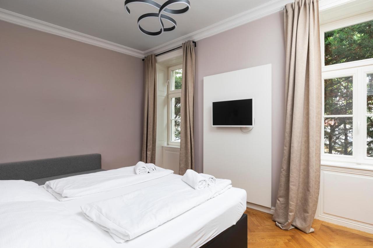 Imperial Apartments Schoenbrunn - Contactless Check-In Вена Экстерьер фото