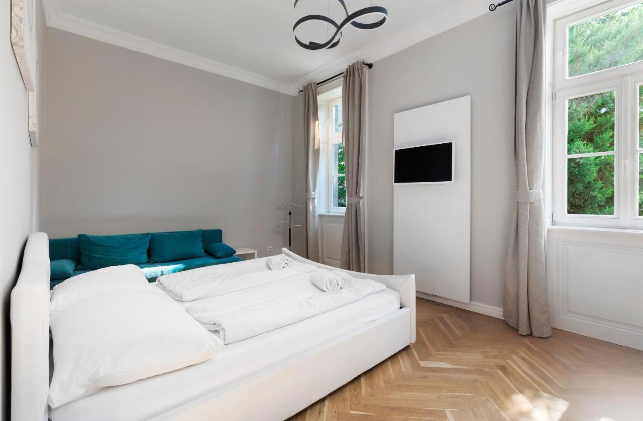 Imperial Apartments Schoenbrunn - Contactless Check-In Вена Экстерьер фото