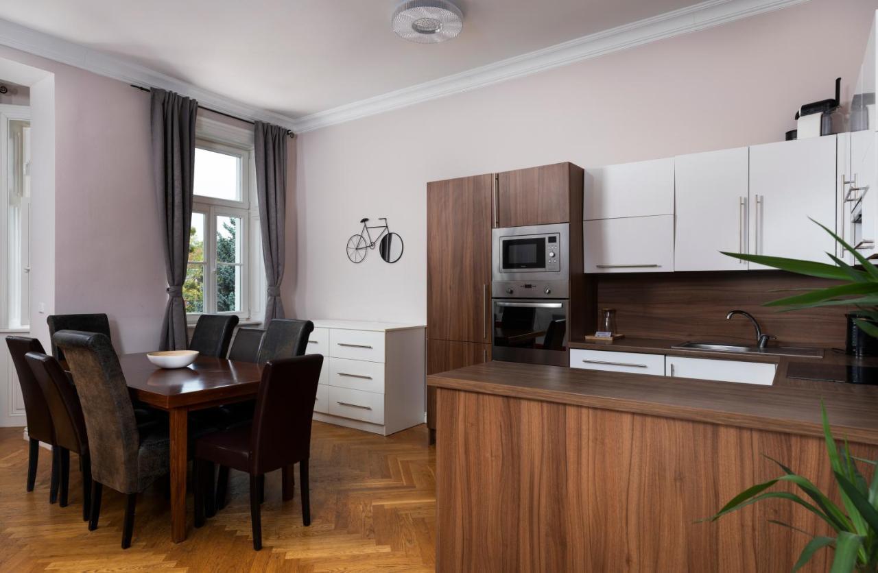 Imperial Apartments Schoenbrunn - Contactless Check-In Вена Экстерьер фото