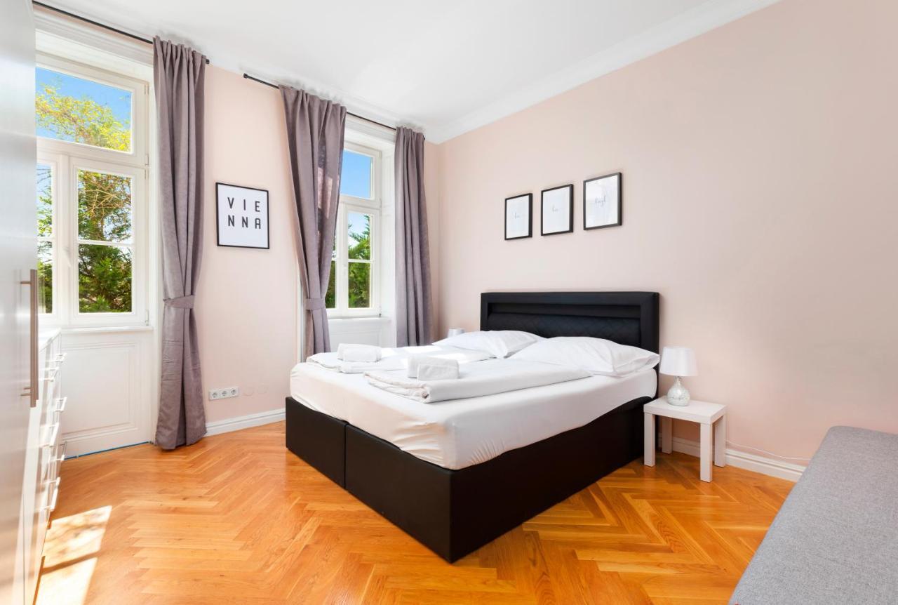 Imperial Apartments Schoenbrunn - Contactless Check-In Вена Экстерьер фото