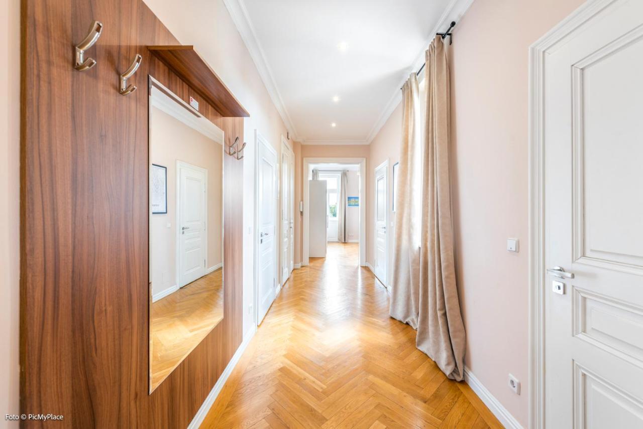 Imperial Apartments Schoenbrunn - Contactless Check-In Вена Экстерьер фото