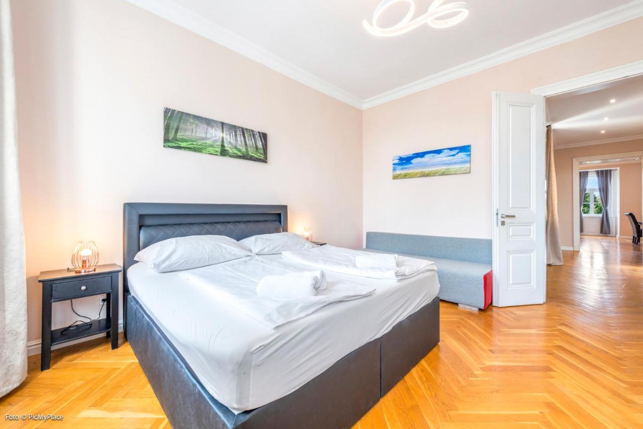 Imperial Apartments Schoenbrunn - Contactless Check-In Вена Экстерьер фото