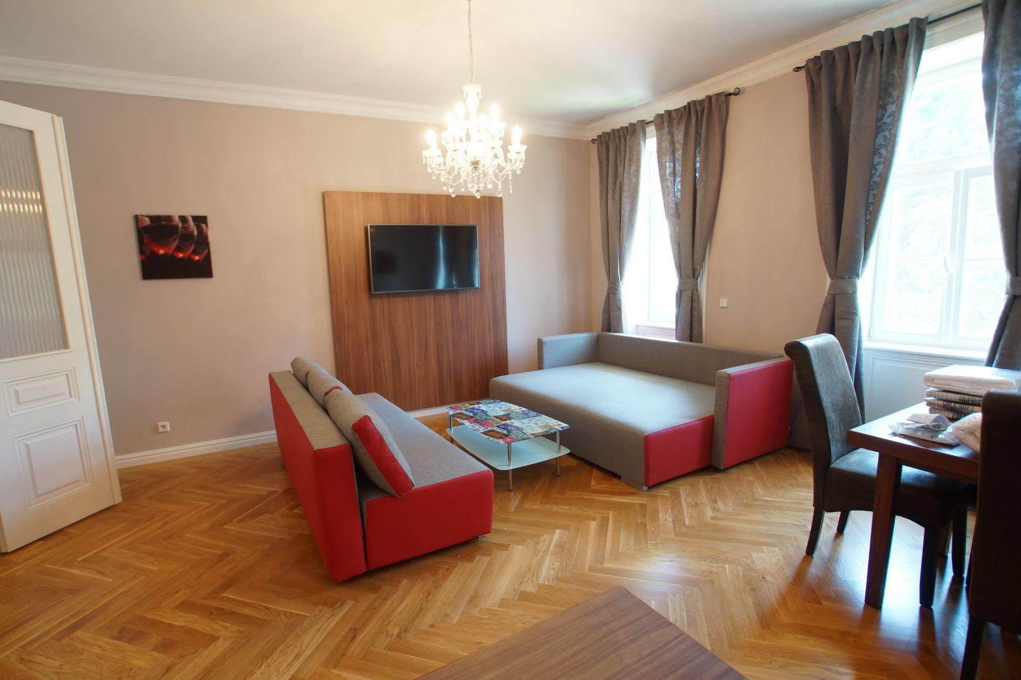 Imperial Apartments Schoenbrunn - Contactless Check-In Вена Экстерьер фото