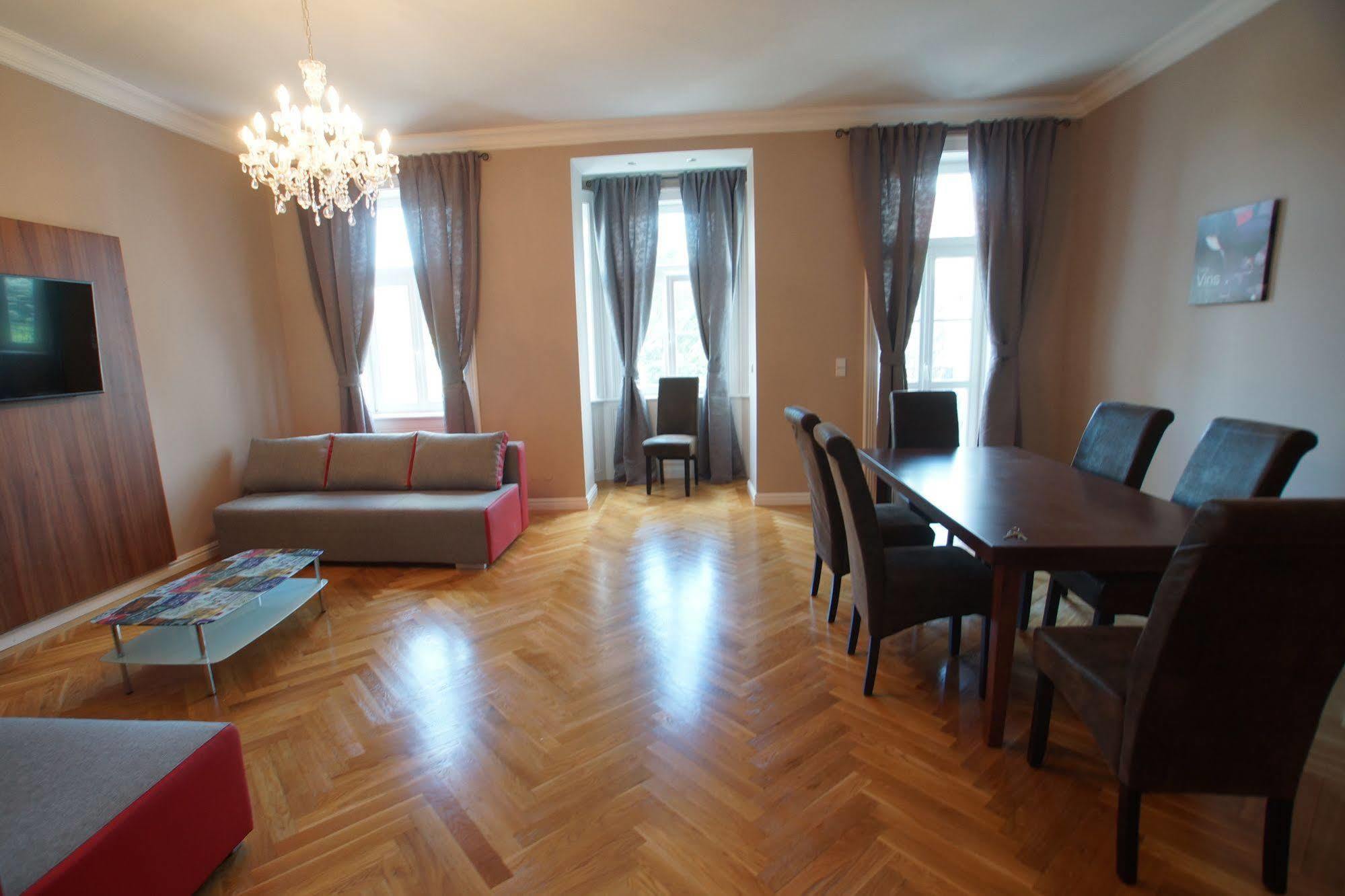 Imperial Apartments Schoenbrunn - Contactless Check-In Вена Экстерьер фото